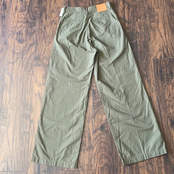 Levi’s green high rise loose baggy pants - Picture 1 of 5